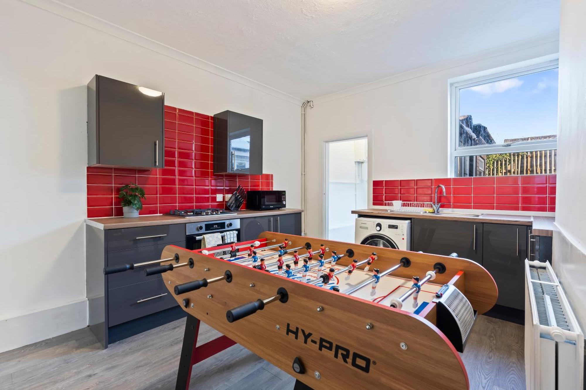 Little John Of Robin Hood'S Place II Ps5 II Foosball Table نوتينغهام المظهر الخارجي الصورة